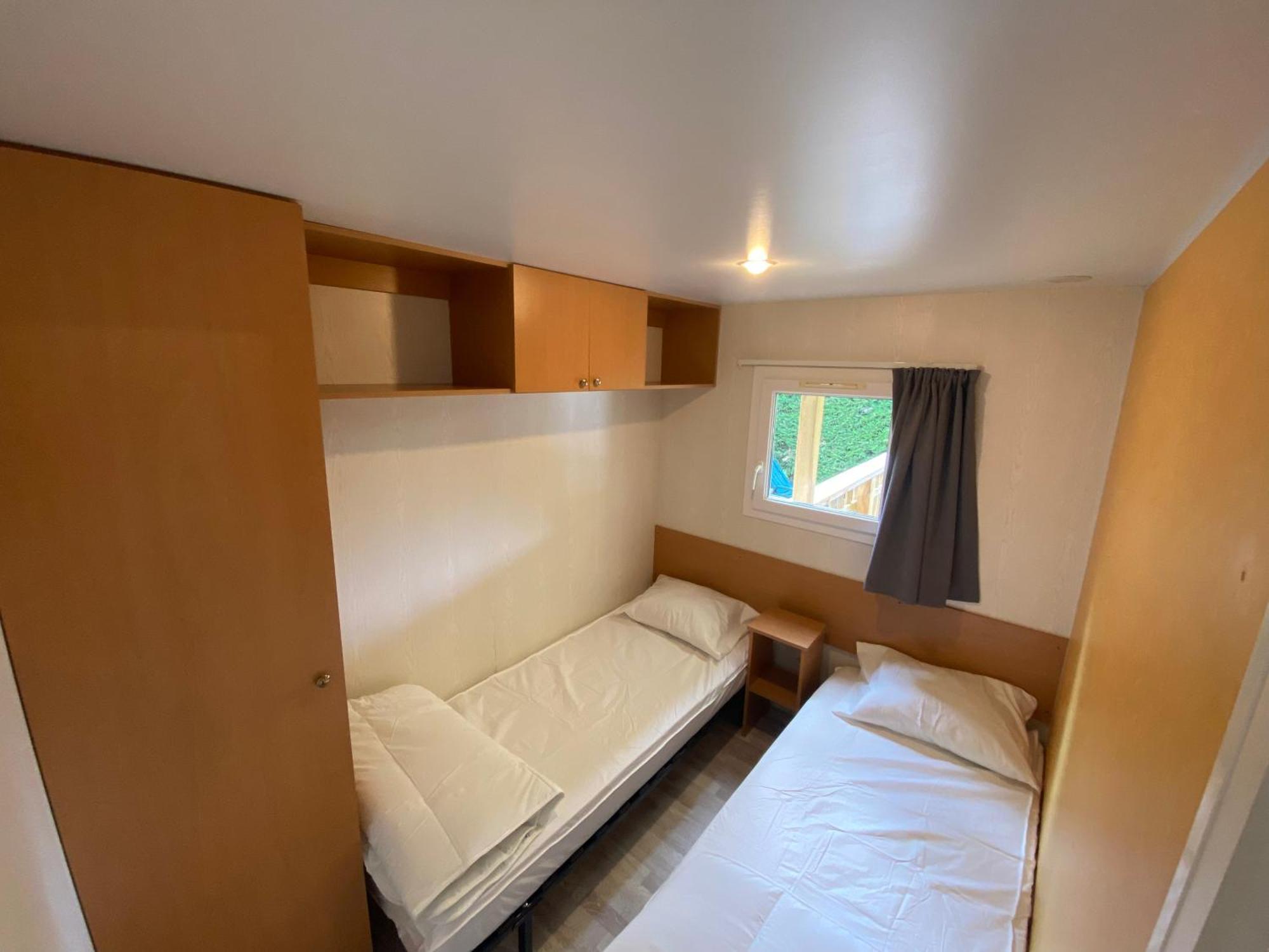 Complexe Les 4 Saisons Hotell Oust Eksteriør bilde