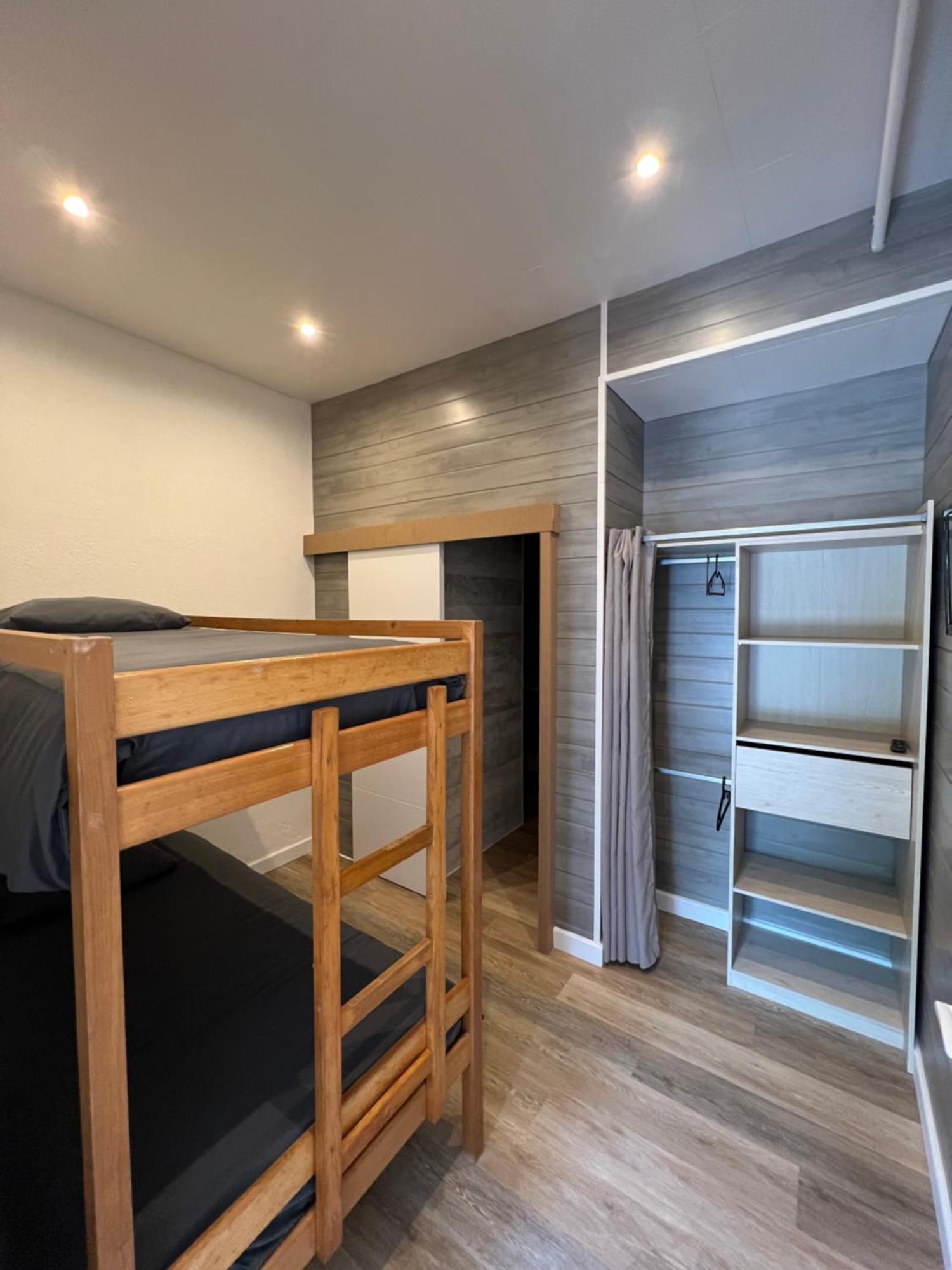 Complexe Les 4 Saisons Hotell Oust Eksteriør bilde
