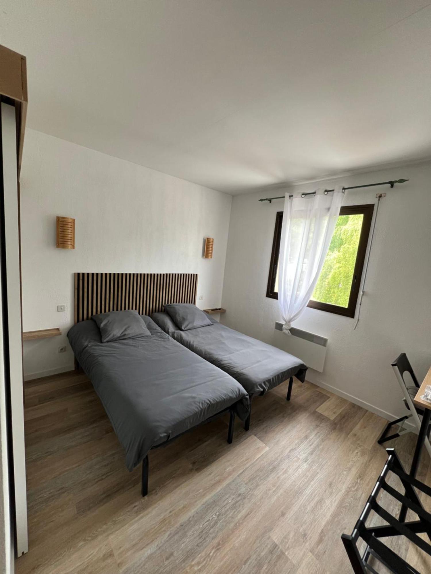 Complexe Les 4 Saisons Hotell Oust Eksteriør bilde